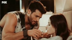 Ezgi ve Ozgur || (Эзги и Озгюр) ~[А ПОМНИШЬ КАК ОНА СМЕЁТСЯ] ~😍💕