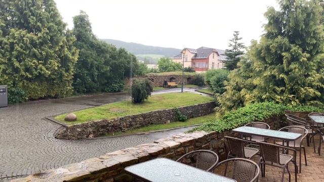 Orient Mako 20th Anniversary Limited Edition обзор-сравнение двухсот метровой, глубинной акулы Мако смотреть онлайн