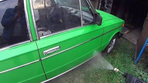 Тест: помыть машину аккумуляторной ноунейм мойкой из бутылки!