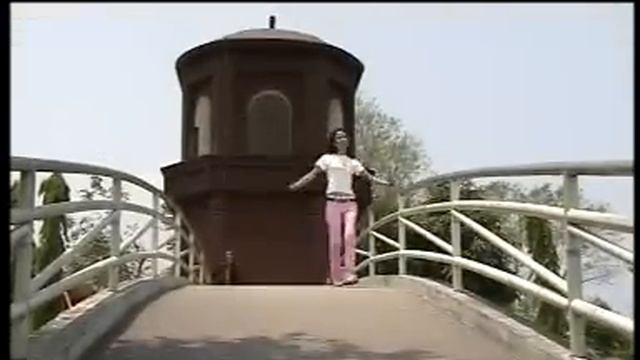 Kanghon Pensi Karbi Filme Song From MUNJIN