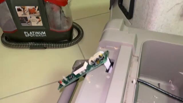 Waeco fridge thermistor replacement “Easy Method” смотреть онлайн