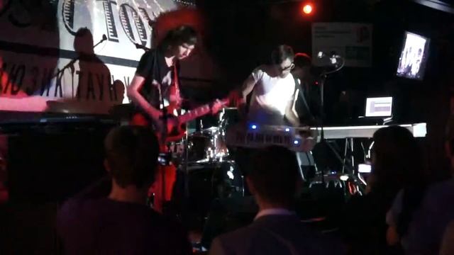 The Indies - Cardio overload (live 11.08.2011 @ Music Town) смотреть онлайн