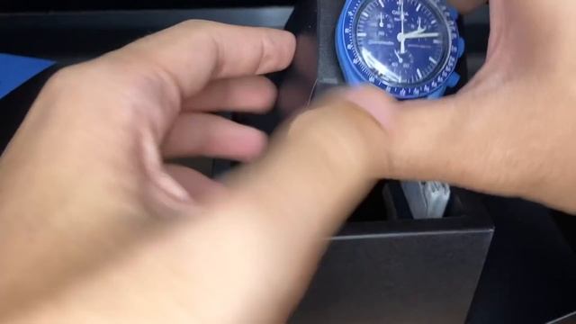 Omega X Swatch MoonSwatch, Mission To Neptune Unboxing