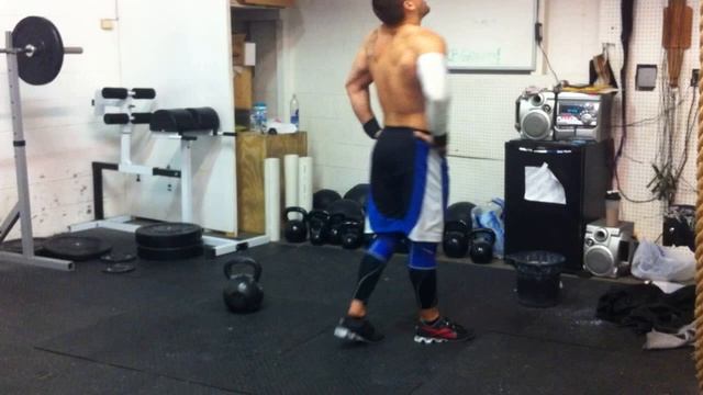 10 Minute EMOTM 3 KB Snatch/arm 88lb (2.5pd) KB смотреть онлайн
