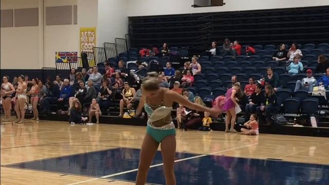 Marcy Miller's Edited Twirling Performances смотреть онлайн