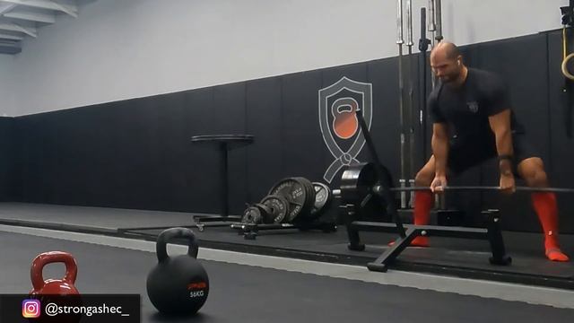 30 Days of Deadlifting | Day 20: Strength Connection смотреть онлайн
