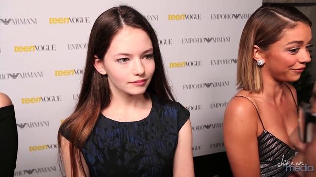Mackenzie Foy Reveals Halloween Plans & Talks Epic Pumpkin Carvings смотреть онлайн