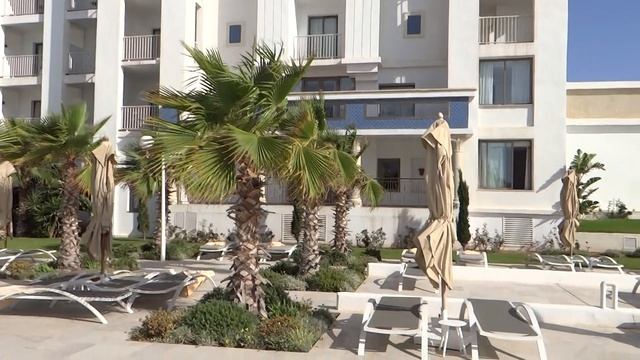 Concorde Green Park Palace 5*, у бассейна. смотреть онлайн