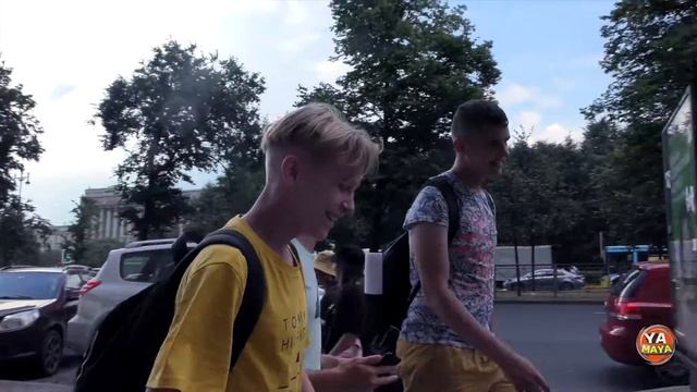 Бешеная крыса ПРАНК / Реакция прохожих на мои выходки / #яМайя смотреть онлайн