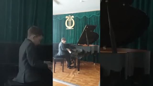 305 Ягубов Иван г  Солнечногорск   В кузнице