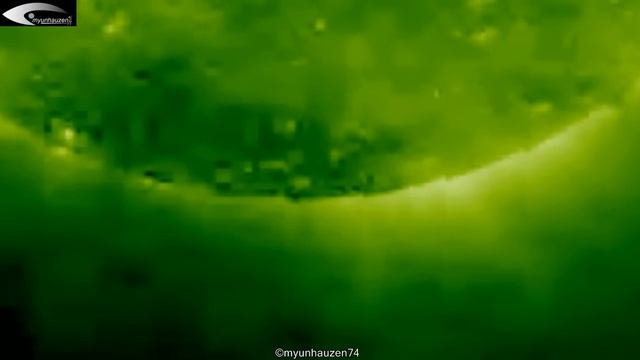 UFO Movement at the South Pole of the Sun. Review for November 2, 2011 смотреть онлайн