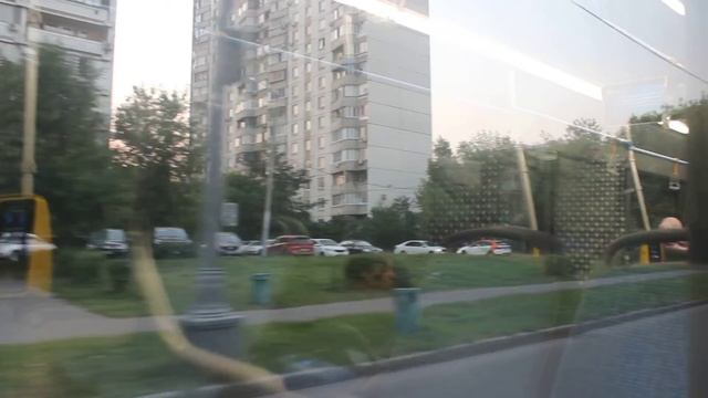 Вечерняя поездка на автобусе НефАЗ-5299-40-52 по маршруту 121 в Черемушках смотреть онлайн