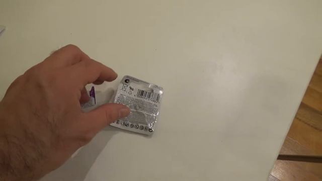 Varta CR2032 Lithium Button Battery Unboxing and Test смотреть онлайн