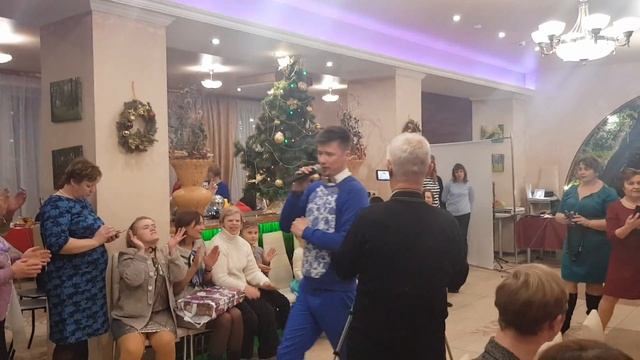 Новогодняя - Дмитрий Нестеров Корпоратив город Выкса смотреть онлайн