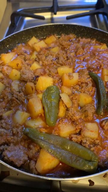 Sopa de Fideo y papitas con carne molida #hoycomemos #comida 👍🏻 смотреть онлайн