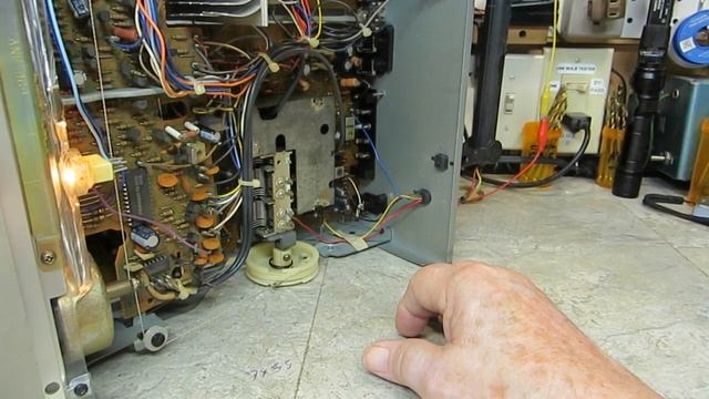 DERB - Blast from the past - Pioneer SX-3700 смотреть онлайн