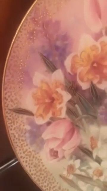 Коллекционная тарелочка от W.S.George. Дизайн Lena Liu смотреть онлайн