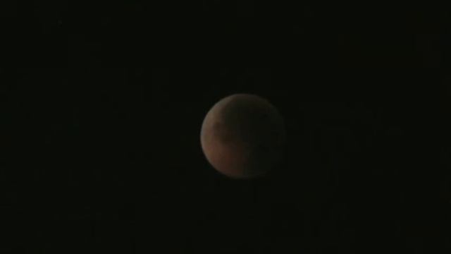 Total Lunar Eclipse August 28, 2007 time lapse смотреть онлайн