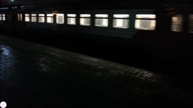 Электричка в полночь смотреть онлайн