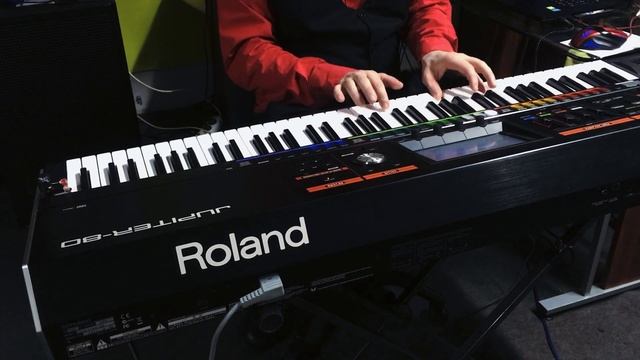 Roland Jupiter 80 Pianosounds Demonstration смотреть онлайн
