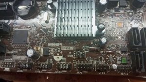 MS-7680 VER 3.2 не включается, дергает кулерами.