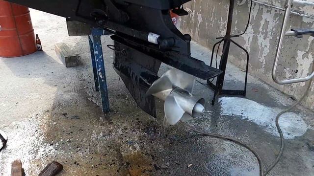 Mercruiser 350 MAG MPI Bravo 3 смотреть онлайн