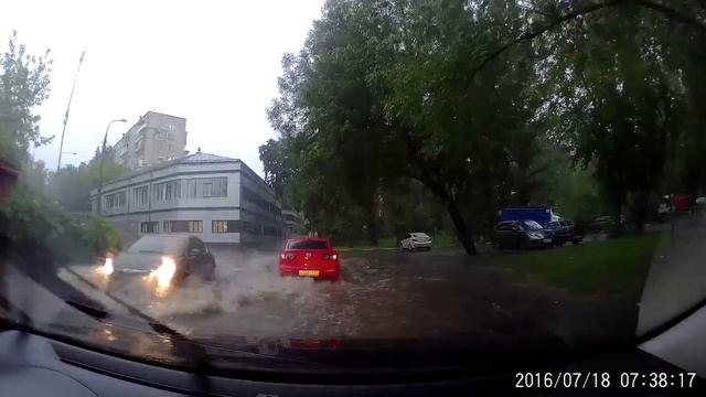 Потоп в Москве 18 июля 2016 г. смотреть онлайн