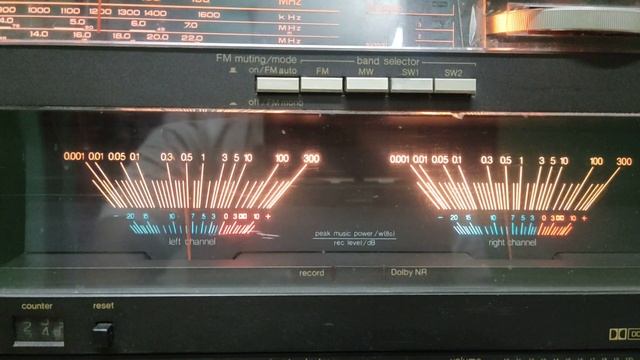 (((SOLD)))Technics SA-380SStereo Cassette Receiver смотреть онлайн