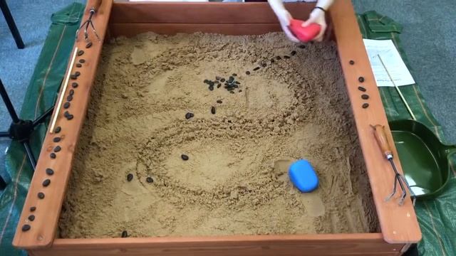 Ambient Zen Garden - Lines In The Sand - An Interactive Audio Installation by Dan Mailer смотреть онлайн