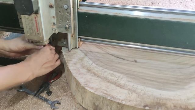 Engraving Dragon and Phoenix for table CNC // Woodworking project смотреть онлайн