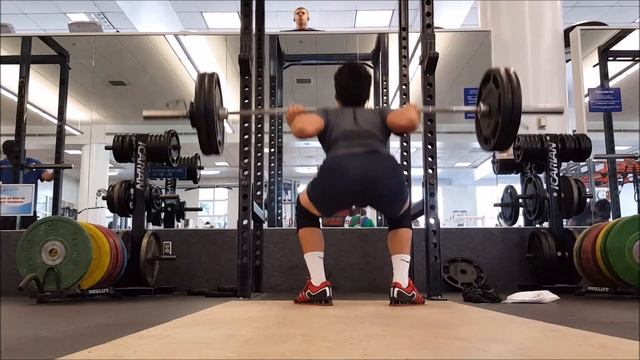 240 lbs x 4 x 8 squat / 385 lbs x 3 x 3 deadlift смотреть онлайн