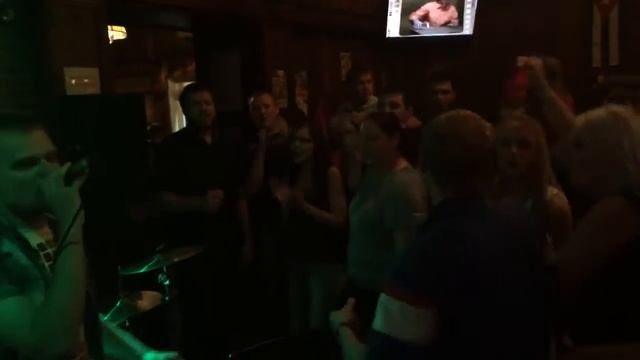 ЖгроЖгл - Батарейка (Кавер) смотреть онлайн