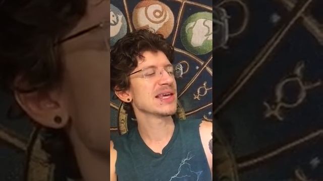 5 Min AstroChat: Mercury in Pisces, Honing Psychic Ability смотреть онлайн
