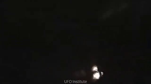 UFOs Sighted Over California ( February 10, 2021 ) смотреть онлайн