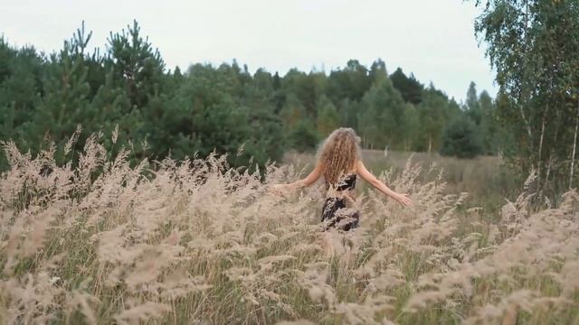 SUPER BEE - Good Guy смотреть онлайн