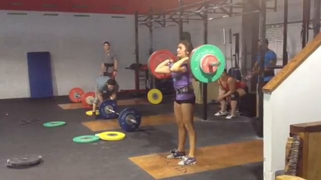 Lauren Fisher 100kg Clean and Jerk смотреть онлайн