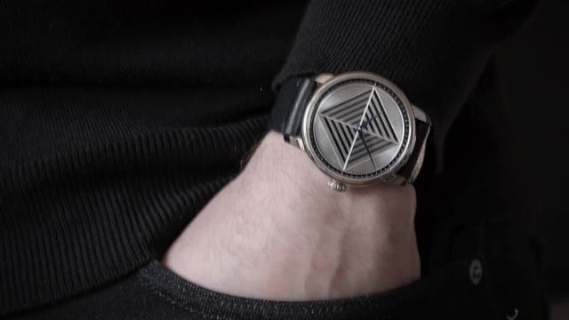 Louis Erard Excellence Guilloché Main II смотреть онлайн