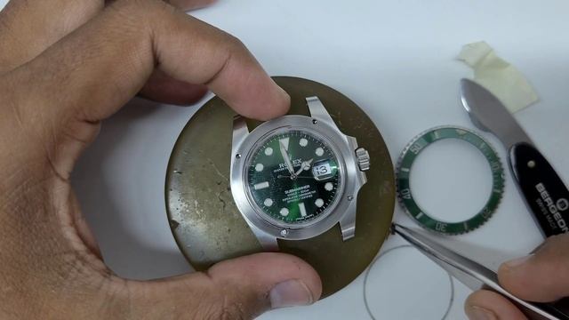 How To Remove and Assemble ROLEX Bezel смотреть онлайн