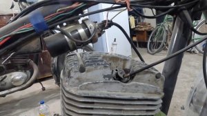 Снимаю двигатель ИЖ Планета 5