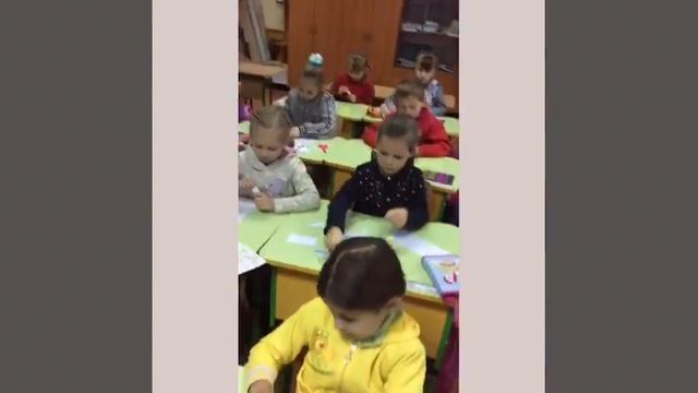 У 1-Д класі було проведено заняття з предмету «Я досліджую світ» на тему «Таємниці космосу».