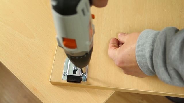 Ares2 Schiebetürbeschlag für Schranktüren - Valcomp by Mantion - Montagevideo, Anleitung, Aufbau смотреть онлайн