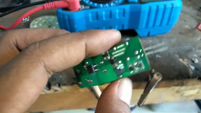 SEMUDAH INI SERVIS LAMPU LED, HANYA DENGAN SECUIL TIMAH,#Maz Dre смотреть онлайн