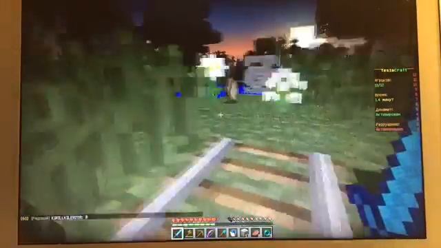 01ч. Sky Wars Minecraft- 2 боя света и тьмы смотреть онлайн