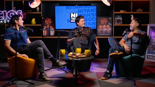 Ni tan Socios Universos Paralelos T02 - Ep.08 смотреть онлайн