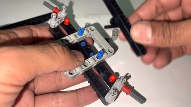 Basic LEGO Technic Steering Rack Module Tutorial (Works With Servo Motor) смотреть онлайн