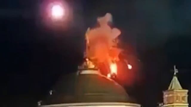 Удар дрона по Кремлю в Москве смотреть онлайн