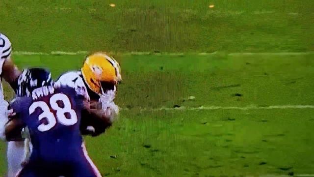 Packers disrespect the flag, pay the price! Big hit on #17. Scumbags. смотреть онлайн