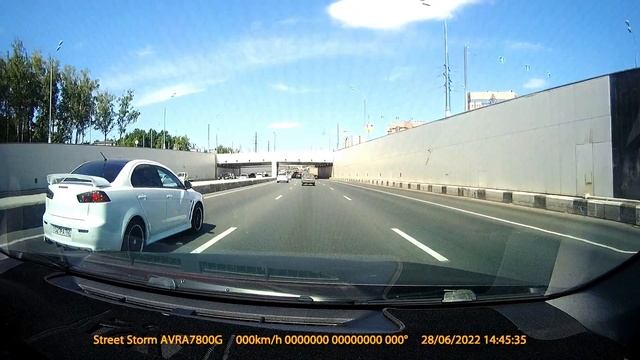 Облака как НЛО смотреть онлайн