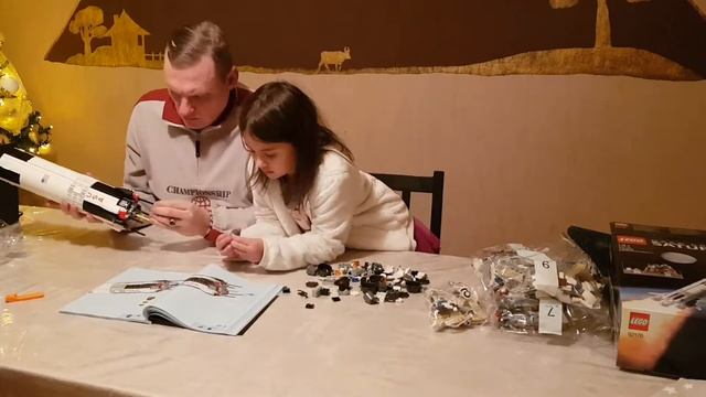 LEGO || NASA APOLLO SATURN V ROCKET || UNBOXING || ASSEMBLY смотреть онлайн