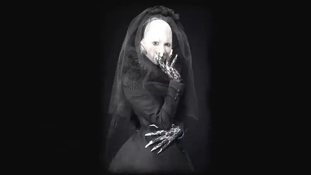 Sopor Aeternus - Holding Out for a Heroe subtitulada al español смотреть онлайн